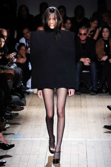 desfile-mmm-parisverao2011rtw-123