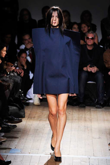 desfile-mmm-parisverao2011rtw-129