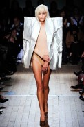 desfile-mmm-parisverao2011rtw-133