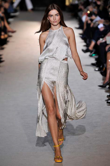 desfile-stellamc-parisverao2011rtw-118