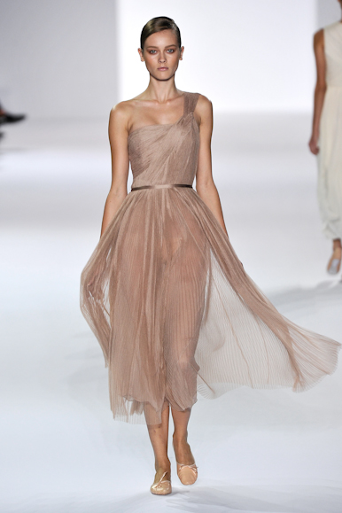 desfile-chloe-parisverao2011rtw-105