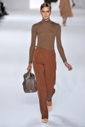 desfile-chloe-parisverao2011rtw-121