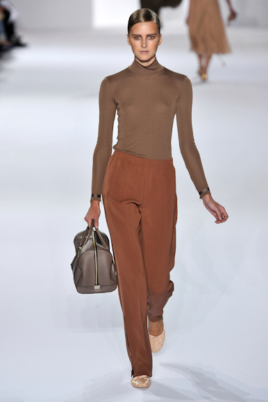 desfile-chloe-parisverao2011rtw-121