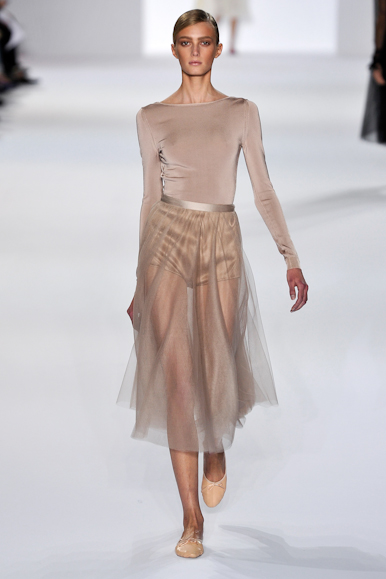 desfile-chloe-parisverao2011rtw-127
