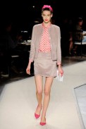 desfile-loewe-parisverao2011rtw-121