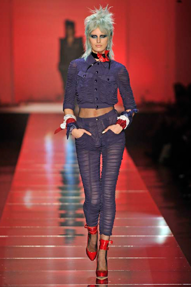 desfile-jpgaultier-parisverao2011rtw-107