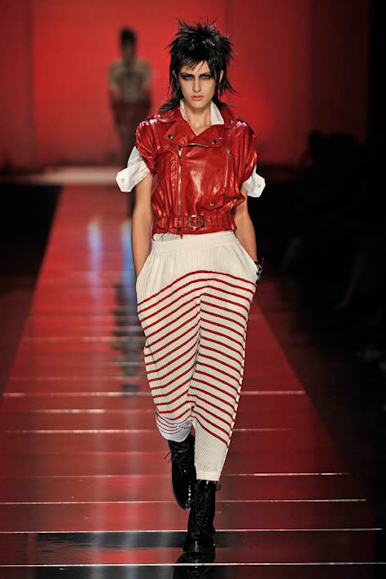 desfile-jpgaultier-parisverao2011rtw-117