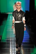 desfile-jpgaultier-parisverao2011rtw-127