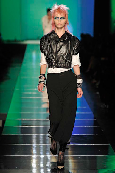 desfile-jpgaultier-parisverao2011rtw-127