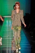 desfile-jpgaultier-parisverao2011rtw-135