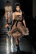 desfile-jpgaultier-parisverao2011rtw-139