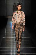 desfile-jpgaultier-parisverao2011rtw-141