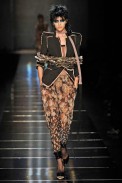desfile-jpgaultier-parisverao2011rtw-142