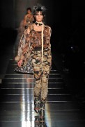 desfile-jpgaultier-parisverao2011rtw-144