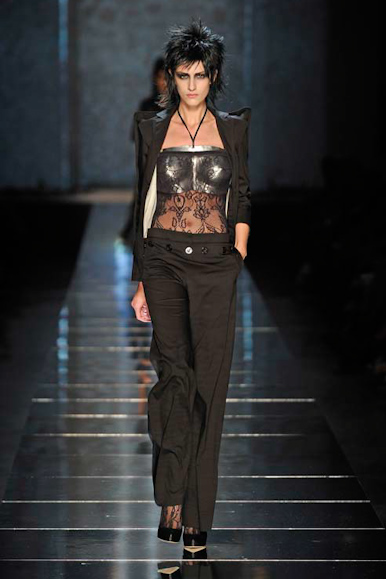 desfile-jpgaultier-parisverao2011rtw-150