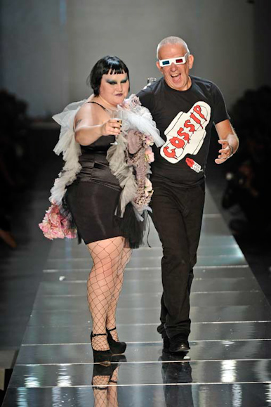 desfile-jpgaultier-parisverao2011rtw-157