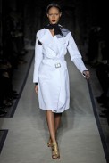 desfile-ysl-parisverao2011rtw-100
