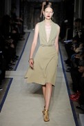 desfile-ysl-parisverao2011rtw-121