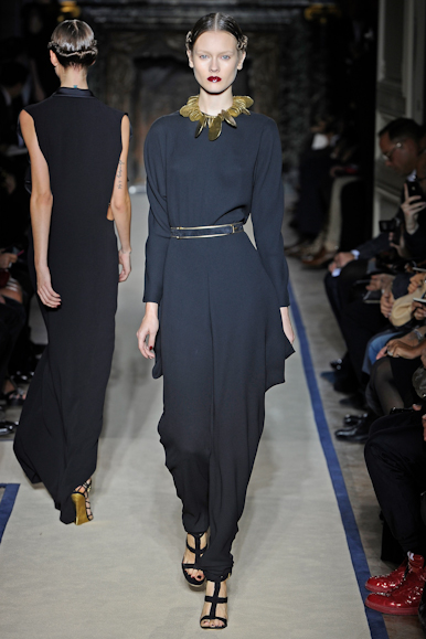 desfile-ysl-parisverao2011rtw-132