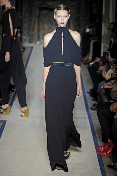 desfile-ysl-parisverao2011rtw-133