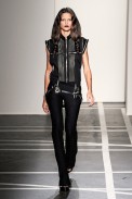 desfile-givenchy-parisverao2011rtw-103