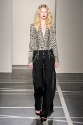 desfile-givenchy-parisverao2011rtw-107