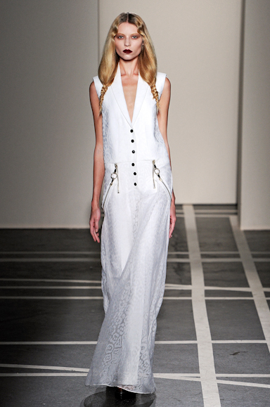 desfile-givenchy-parisverao2011rtw-114