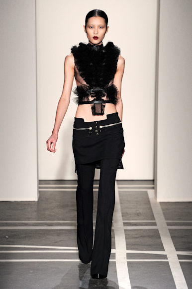 desfile-givenchy-parisverao2011rtw-117