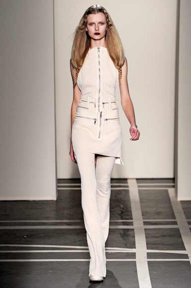 desfile-givenchy-parisverao2011rtw-121