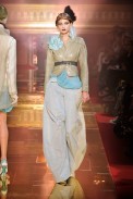 desfile-johngalliano-parisverao2011rtw-101