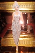 desfile-johngalliano-parisverao2011rtw-126