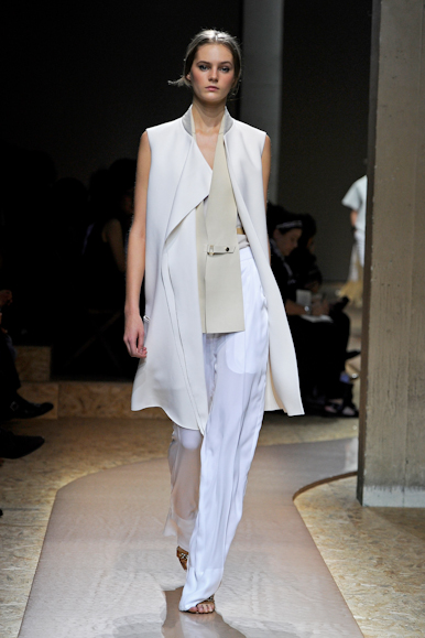 desfile-celine-parisverao2011rtw-100