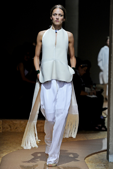 desfile-celine-parisverao2011rtw-102