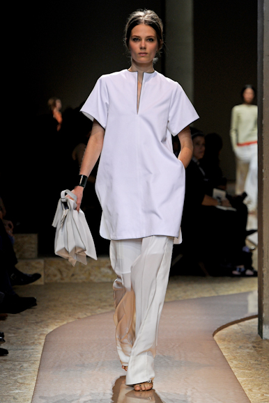 desfile-celine-parisverao2011rtw-104