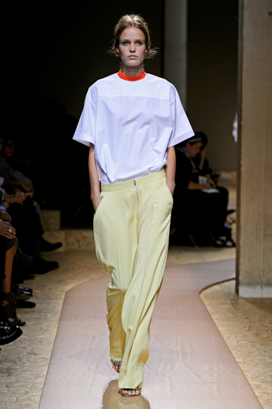 desfile-celine-parisverao2011rtw-107