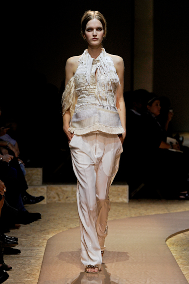 desfile-celine-parisverao2011rtw-109