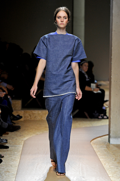 desfile-celine-parisverao2011rtw-112