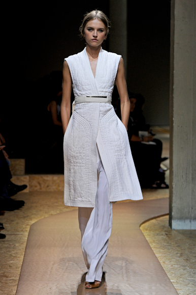 desfile-celine-parisverao2011rtw-117