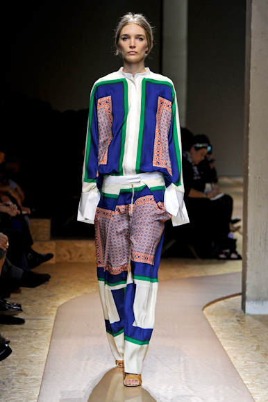 desfile-celine-parisverao2011rtw-122