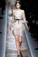 desfile-valentino-parisverao2011rtw-100