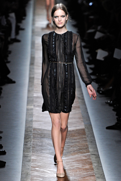 desfile-valentino-parisverao2011rtw-108