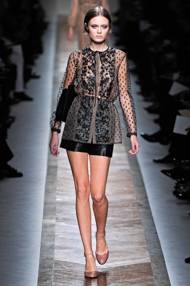 desfile-valentino-parisverao2011rtw-113