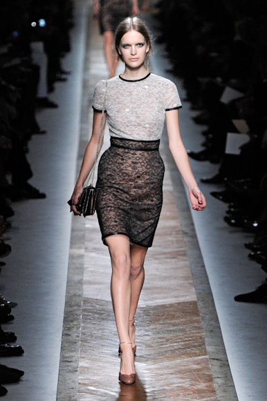 desfile-valentino-parisverao2011rtw-124