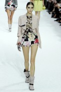 desfile-chanel-parisverao2011rtw-128
