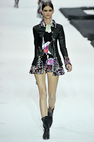 desfile-chanel-parisverao2011rtw-138