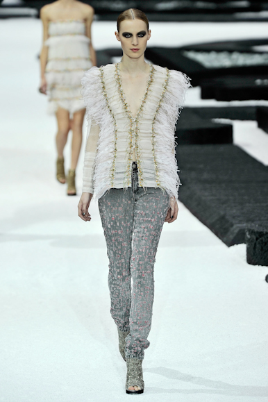 desfile-chanel-parisverao2011rtw-142