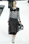desfile-chanel-parisverao2011rtw-149