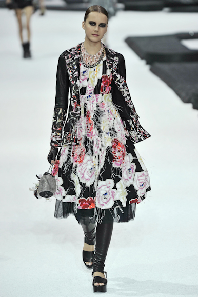 desfile-chanel-parisverao2011rtw-151