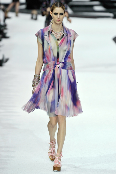 desfile-chanel-parisverao2011rtw-158