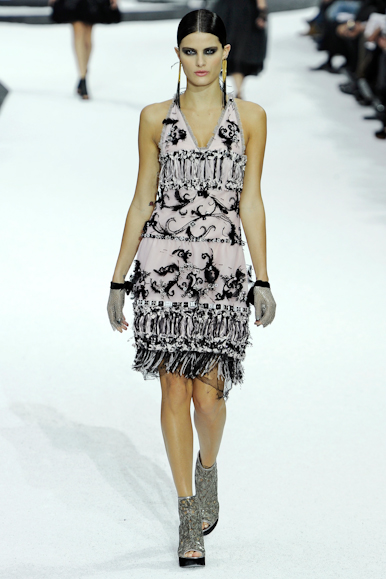 desfile-chanel-parisverao2011rtw-165